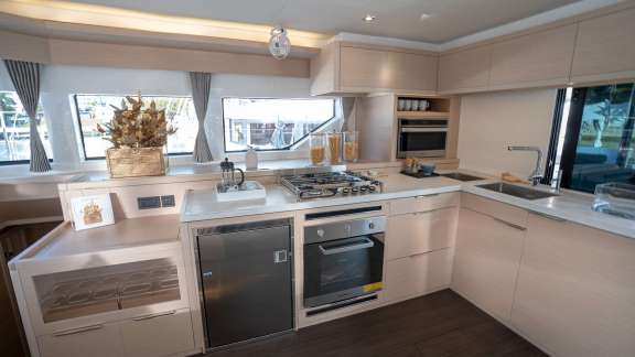 Galley (courtesy of Lagoon)