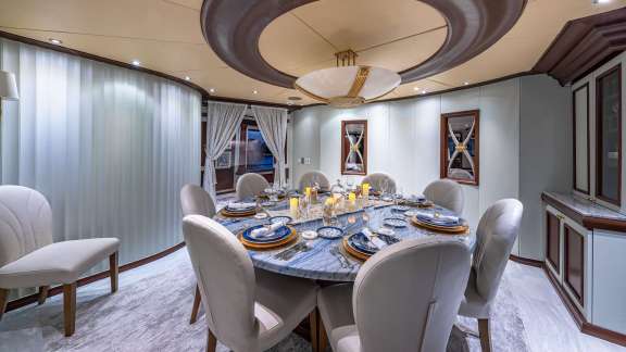 Image of FORTITUDE yacht #4