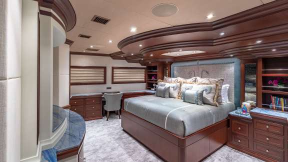 Image of FORTITUDE yacht #5