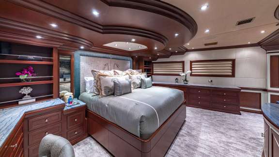 Image of FORTITUDE yacht #6