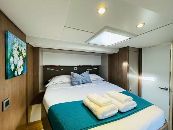 Image of Signature Vision yacht #6