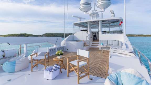 Flybridge Looking Forward