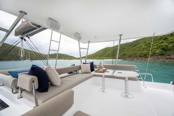 Image of BLUE HORIZON yacht #10