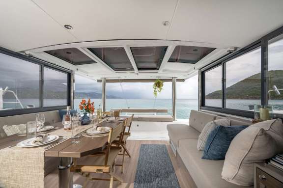 Image of BLUE HORIZON yacht #2