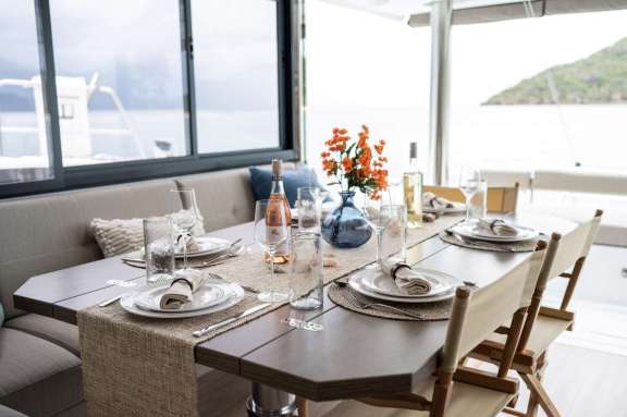 Image of BLUE HORIZON yacht #3