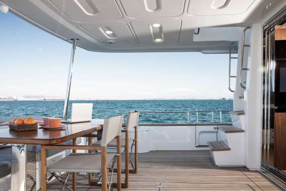 Main Deck - Aft Alfresco Dining
