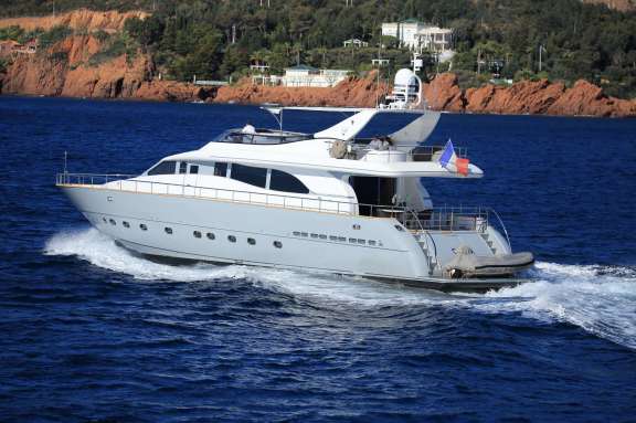 Coca VI - Running Shot