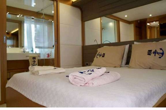 Image of REINE DES COEURS yacht #8