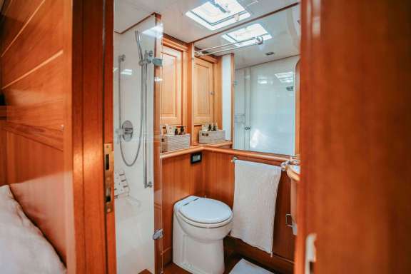 Master Cabin Bathroom