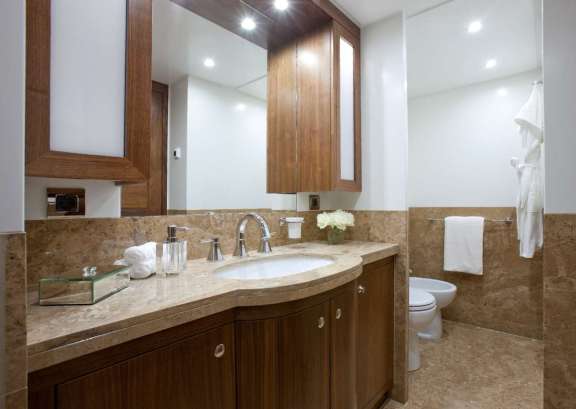 Image of Firefly yacht #7