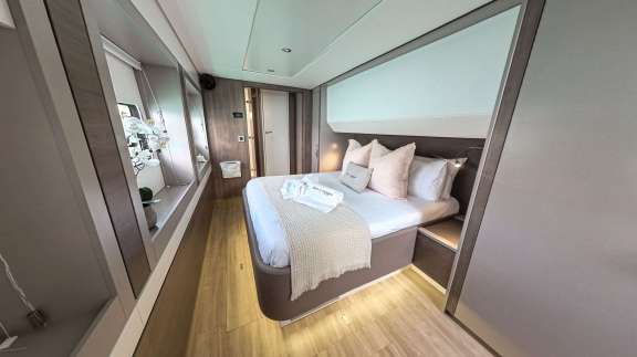 Image of TWO OCEANS yacht #7