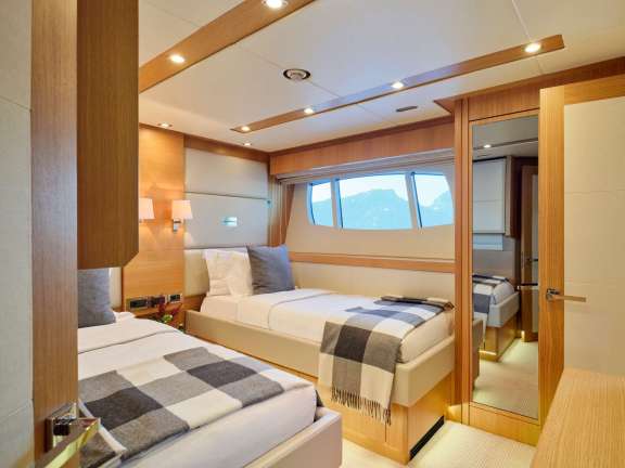 Image of MAKANI II yacht #10