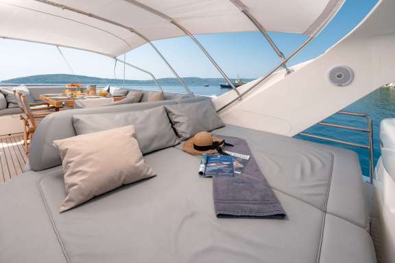 Image of Princess 72 Fly Champion yacht #10