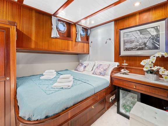 Image of Smart Spirit yacht #18