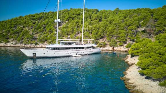 Image of OMNIA yacht #19