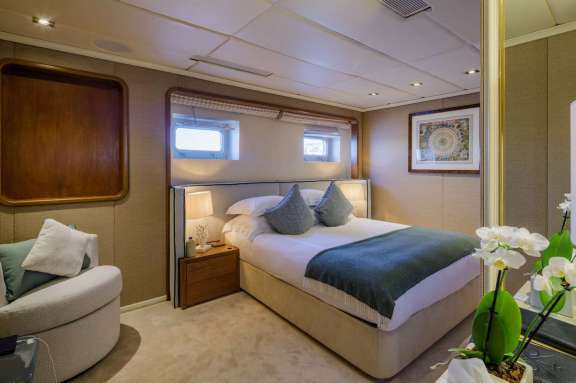 VIP Cabin