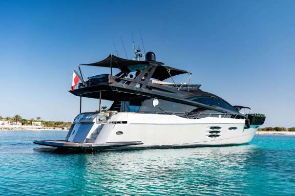 Image of Ammonite yacht #11