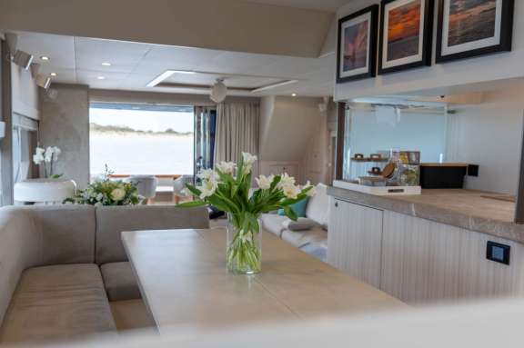 Image of Ammonite yacht #13