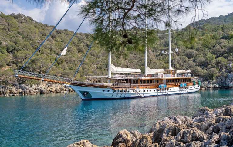 Image of ADMIRAL yacht #14