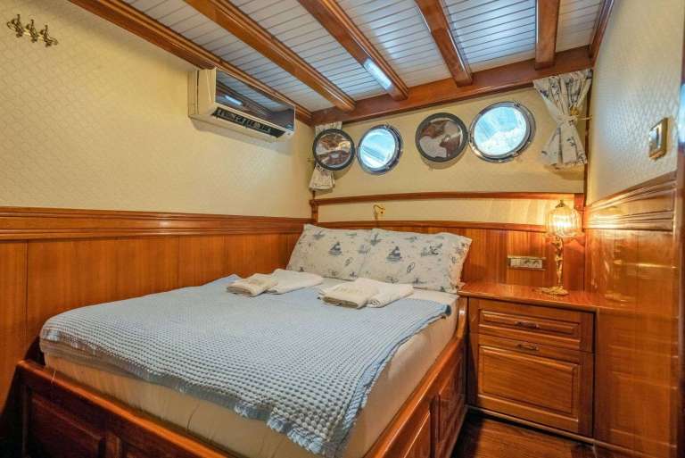 Image of ADMIRAL yacht #6