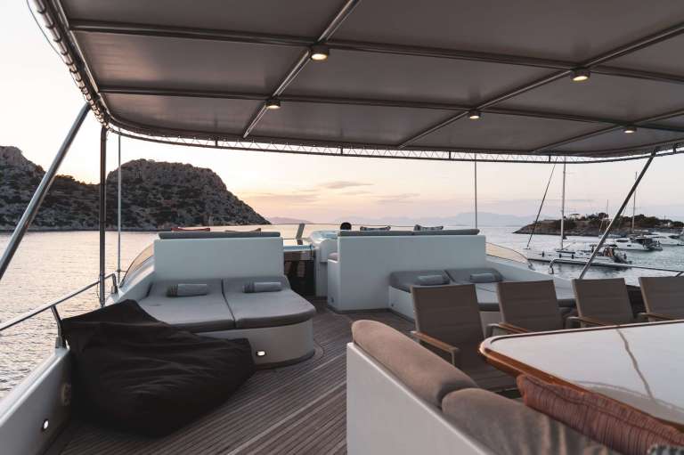 Image of AQUILA yacht #12