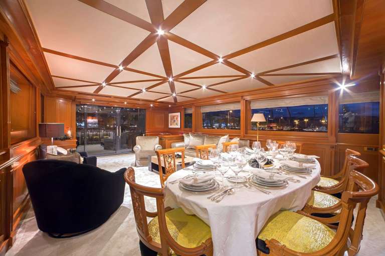 Image of AQUILA yacht #3
