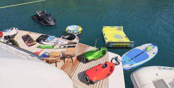 Swimming Platform & Water Toys