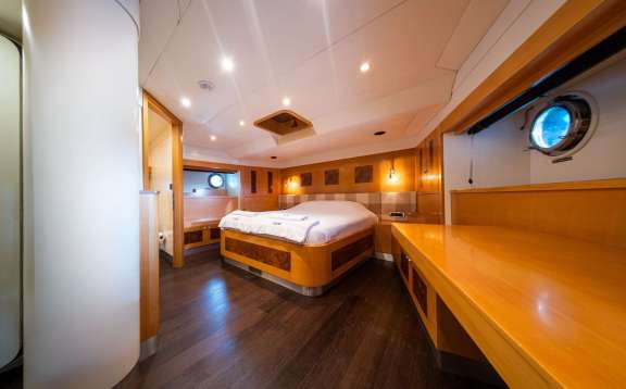 Image of TIGRA yacht #7