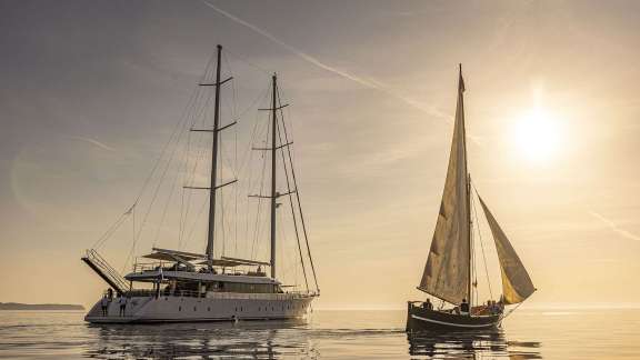 Image of AURUM SKY yacht #11