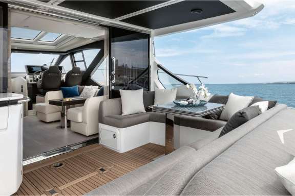 Image of Azimut S6 Leda yacht #12