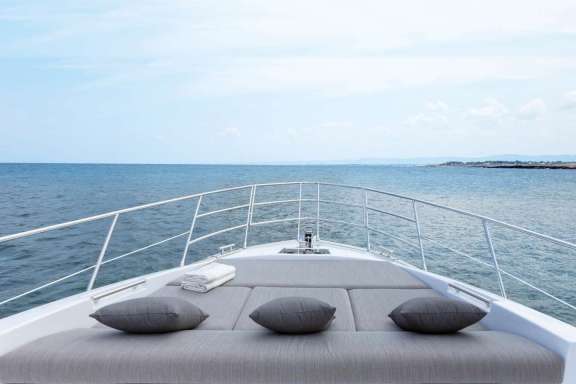 Image of Azimut S6 Leda yacht #4