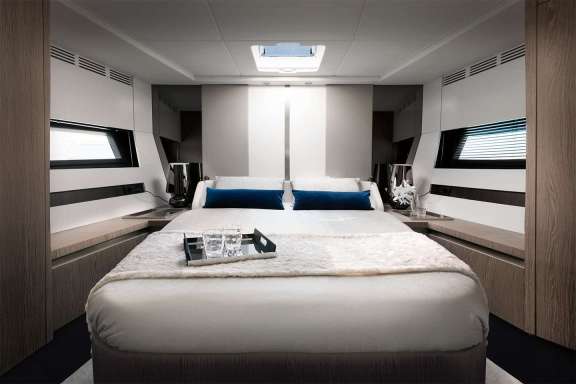 Image of Azimut S6 Leda yacht #7