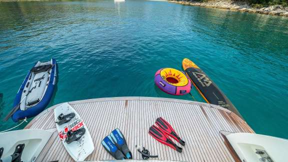 Image of JANTAR yacht #16