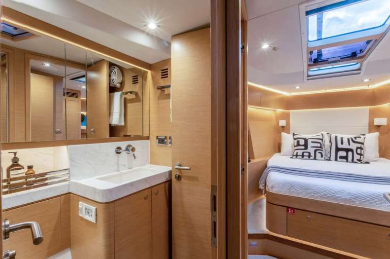 Image of VANISHING POINT yacht #7