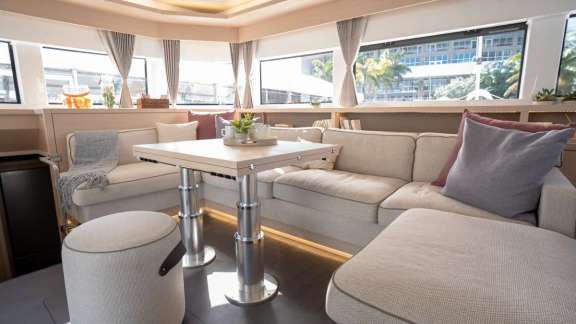 Image of ISLAND HOPPIN’ 55 yacht #3