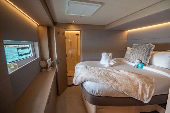 Image of ISLAND HOPPIN’ 55 yacht #5