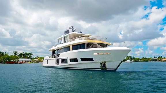 Image of CYRA yacht #15