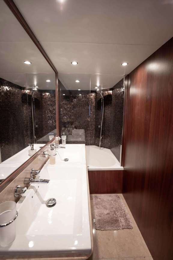 Image of Praying for Overtime yacht #8