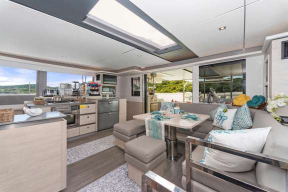 Image of SOGGY DOGGY yacht #10