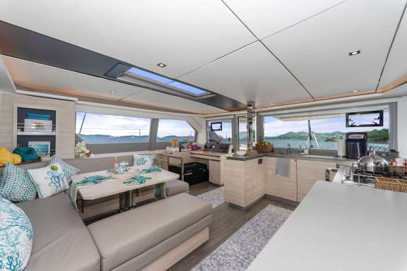 Image of SOGGY DOGGY yacht #11