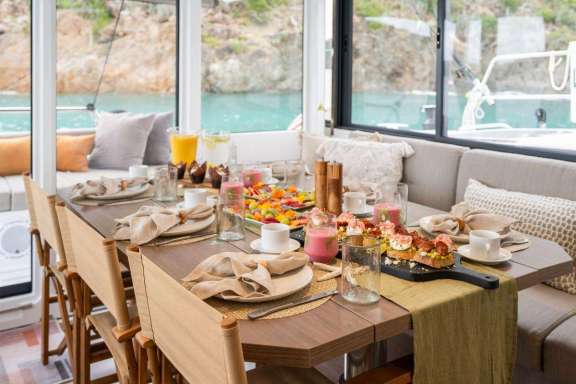 Image of APRICITY yacht #10