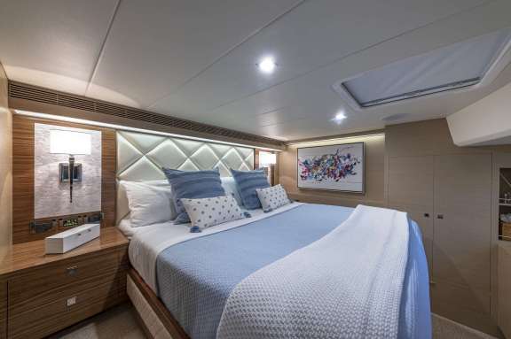 King Primary Stateroom