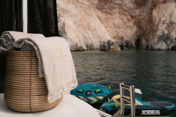 Water Toys / Platform