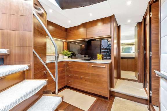 Image of Snowbird yacht #11