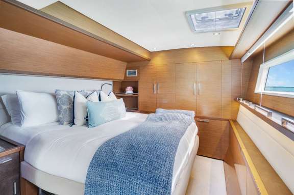 Image of PLAYTIME yacht #6