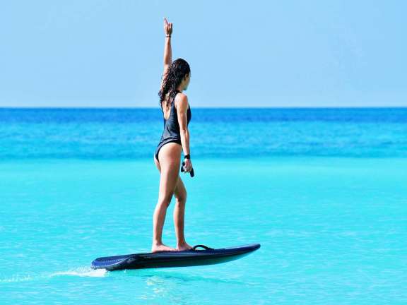 Try your luck on a flite board Efoil!