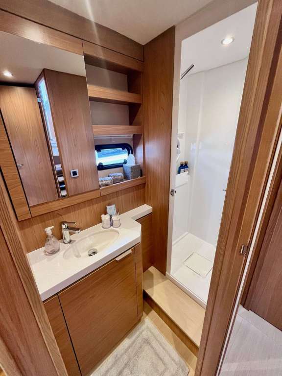 Image of DOCK HOLIDAY yacht #9