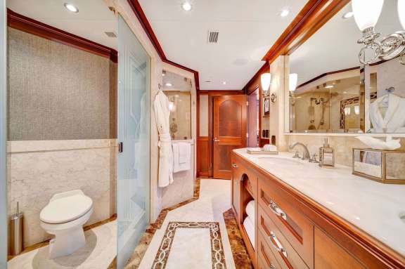 Master - Ensuite