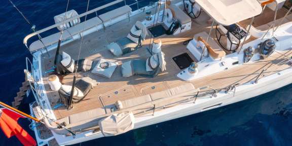 Image of CHAMPAGNE HIPPY yacht #4