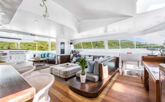 Image of HQ2 yacht #11